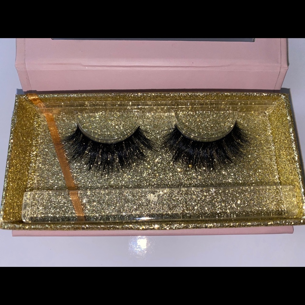 Lashes